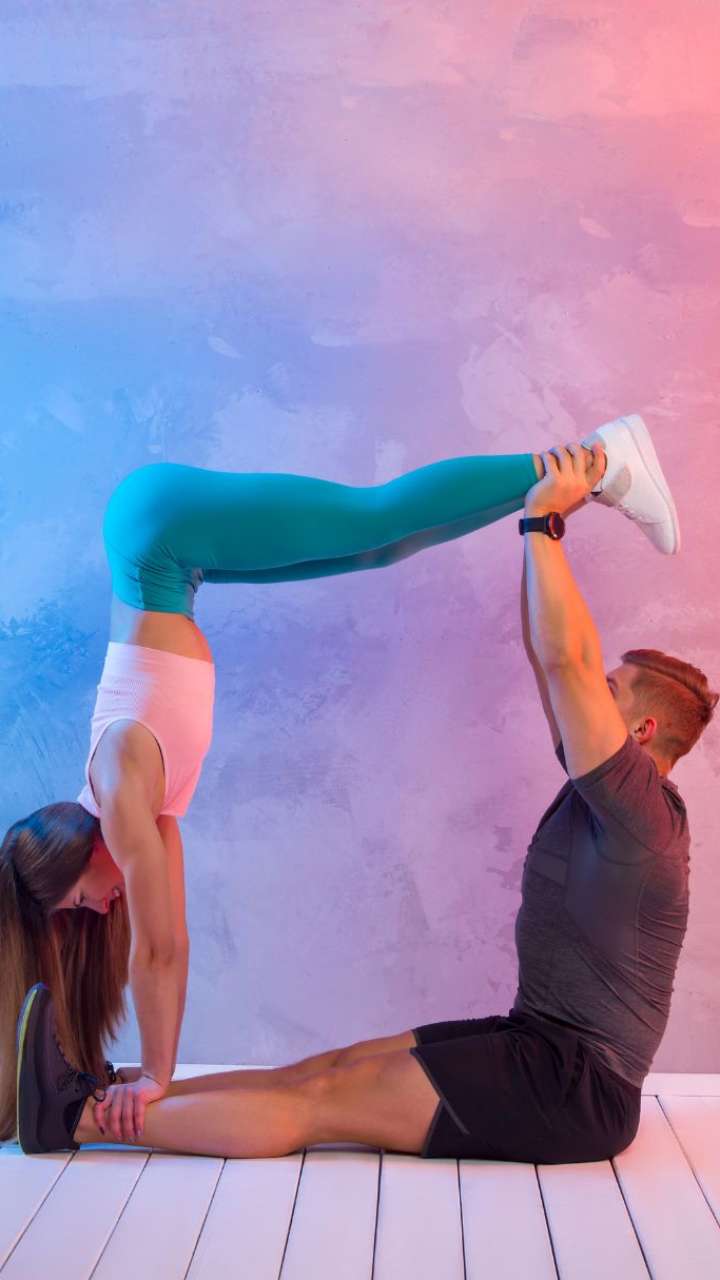 7 Benefits Of Practising Couple Yoga