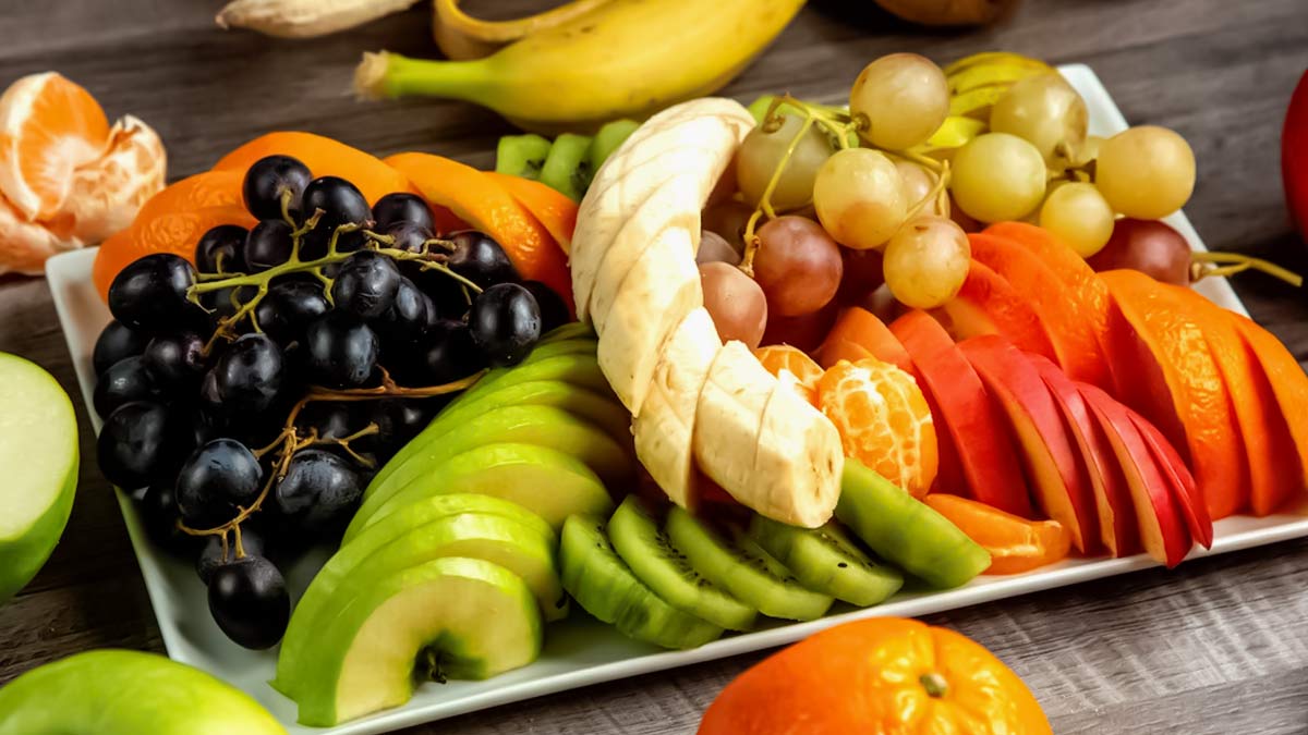 Low Cholesterol Fruits: உடலில் உள்ள கொழுப்பைக் குறைக்க உதவும் பழங்கள் என்னென்ன தெரியுமா?